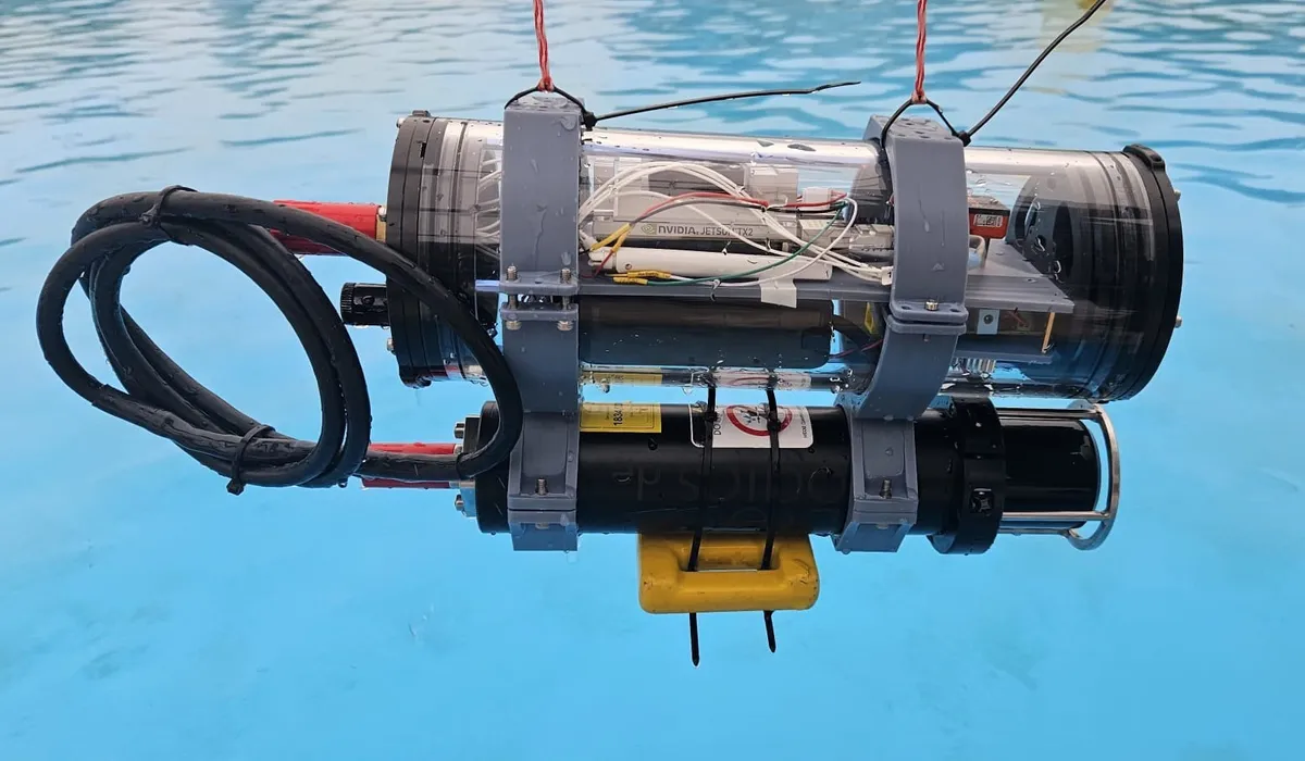 AUV Navigation — Embedded EKF Sensor Fusion